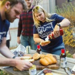 Brats Or Die T-Shirt -Seasoning Sales 2024 IMG 2437 1 1ad62e26 d183 406e ad53 9db30b8b087f